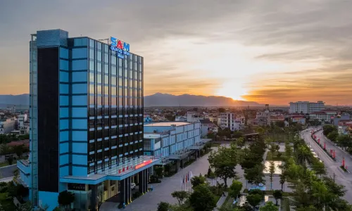 Sam Quang Binh Hotel