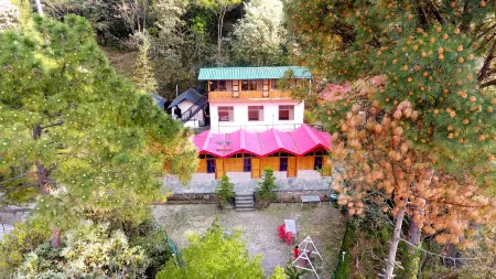 Nature Treat Resort Отели рядом с достопримечательностью «Sidh Baba Ka Mandir»