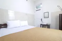 Hotel Omah Ampel Syariah Hotels in Semampir