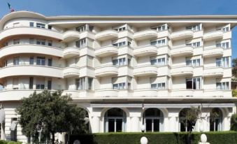 The 1932 Hotel & Spa Cap d'Antibes - MGallery
