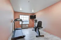 Cobblestone Hotel & Suites Pulaski/Green Bay - Gym