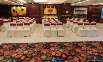 Hotel Millenia Regency Lucknow