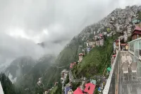 The Orchid Hotel Shimla - vue sur la montagne