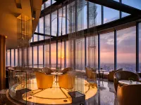 J Hotel Shanghai Tower - 5 stelle