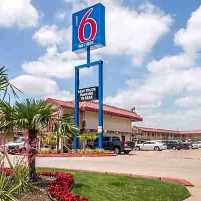 Motel 6 Mesquite, TX - Rodeo - Convention Ctr Hotel Exterior