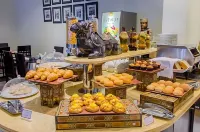 Avenue Hotel Dubai - sarapan