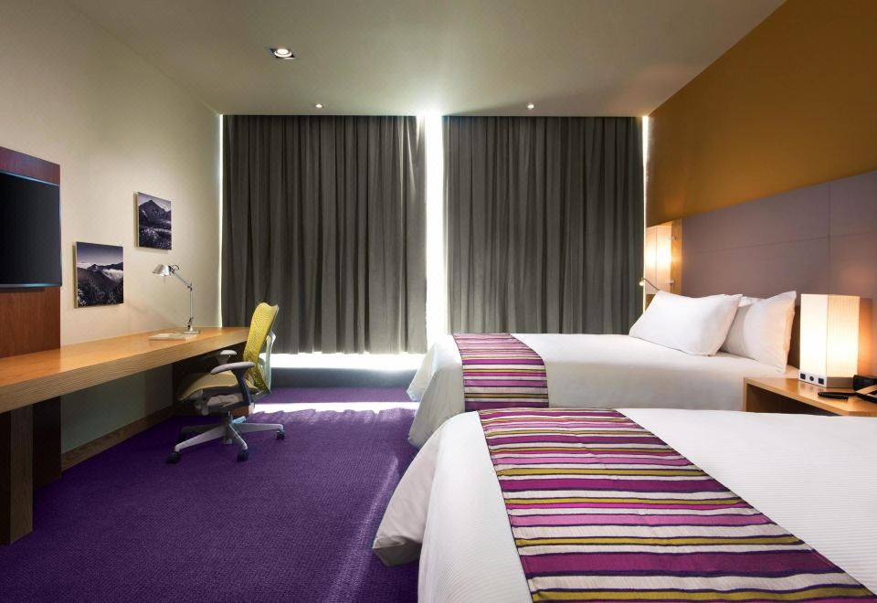 햄프턴 인 몬테레이 에어포트