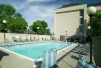 Hampton Inn Louisville-North/Clarksville - Pools
