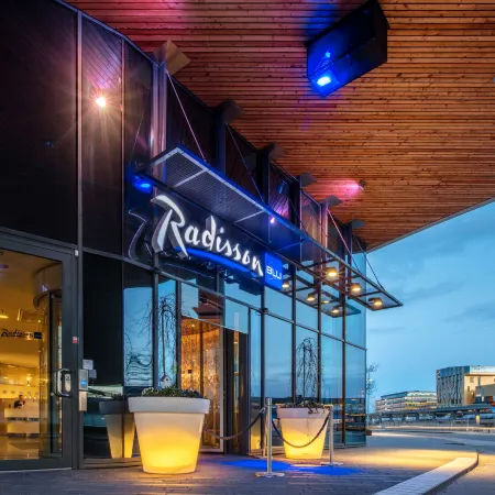 Radisson Blu Hotel Uppsala Отели рядом с достопримечательностью «Flogsta»