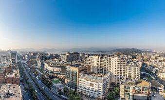 Ji Hotel (Hangzhou West Lake Hubin, Erqing Building)