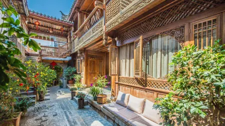 Floral Hotel· Fantu Hotel Отели рядом с достопримечательностью «Yuhe Square»