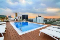 ZT The Golden Hotel Barcelona - piscina