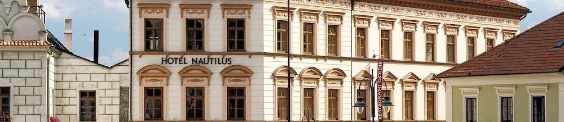 4-star Select Hotels