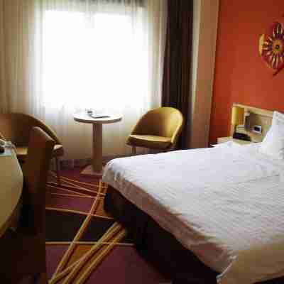 Mari Vila Hotel Rooms