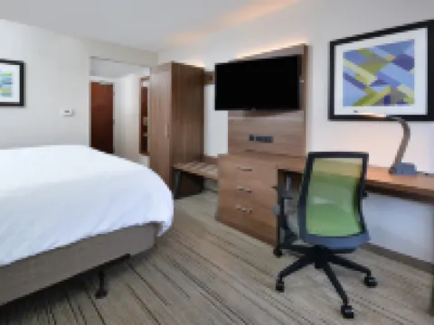 Holiday Inn Express RALEIGH-DURHAM AIRPORT by IHG Hotels in Morrisville