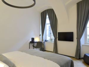 Hotel Maribor & Garden Rooms