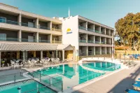 Hotel Mimosa - Pool