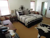 Croad Vineyards - the Inn Hotels in Templeton