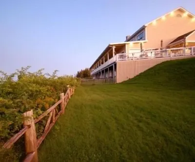 Hôtel la Côte Surprise Hotels in Perce