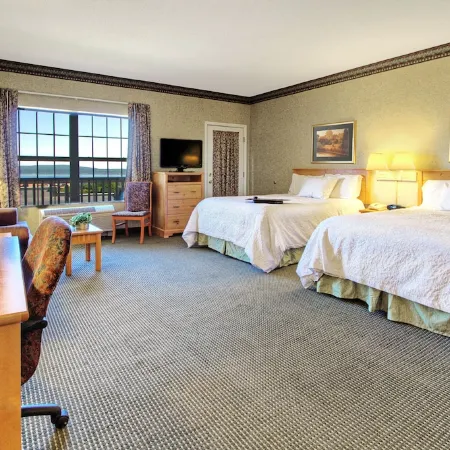 Hampton Inn & Suites Petoskey