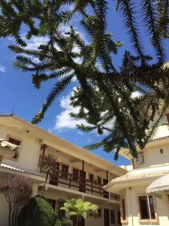 Villa Apart Hotel Отели рядом с достопримечательностью «Escola Municipal Lupércio de Oliveira Köeche»