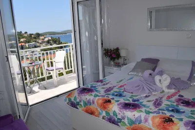 Villa Zorana Hostel Отели в г. 