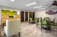 Quality Inn & Suites Metropolis I-24 Hotels in Metropolis