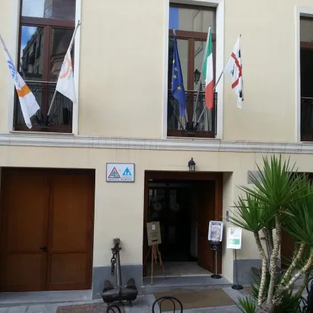 Hostel Marina