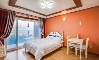 Golden Beach Pension Taean