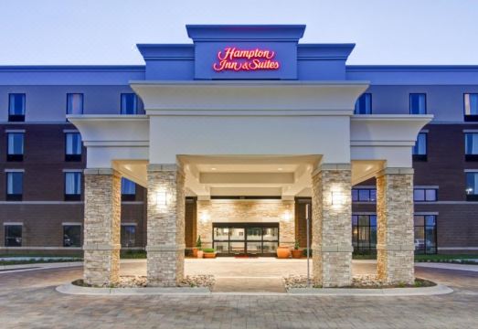 Hampton Inn & Suites