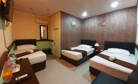 Hotel Ampera Purwodadi - Housity