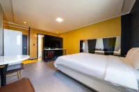 Khan Motel