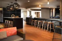 SpringHill Suites Minneapolis-St. Paul Airport/Mall of America - بار