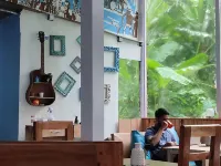 安喬內德青年旅館 安朱納海酒店