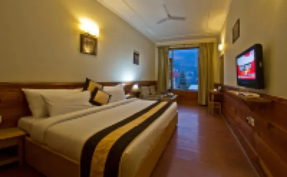 J.J Resorts