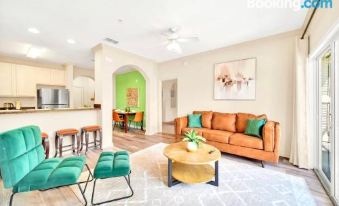 3Br Condo with Pool and Hot Tub Close to Disney