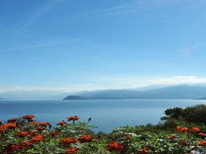 Gaeta Splendid Lake