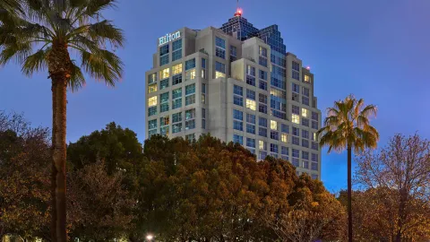 Hilton Los Angeles North-Glendale & Executive Meeting Center in Glendale