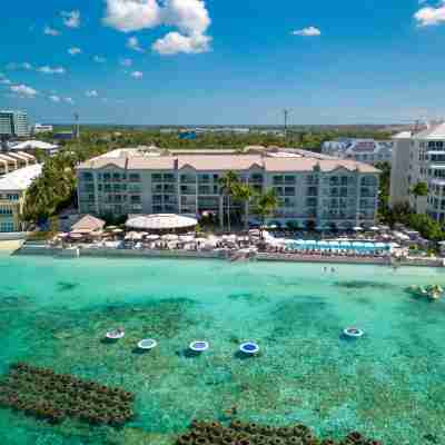 Grand Cayman Marriott Resort Hotel Exterior