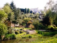 Brownhill House - parking