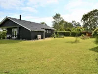 "Kustaa" - 1km from the Sea