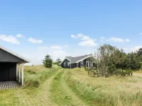"Griselda" - 700m from the Sea