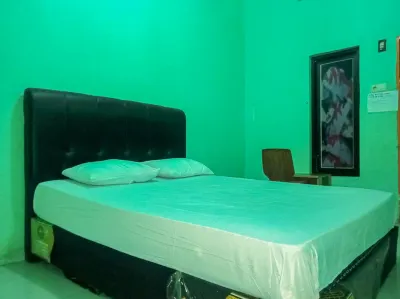 Wisma Benteng Indah Palopo Hotel dekat UD CAKALANG PITU