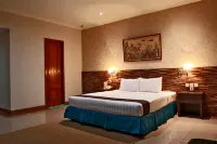 Zamrud Hotel & Convention Hotels in Kejaksan
