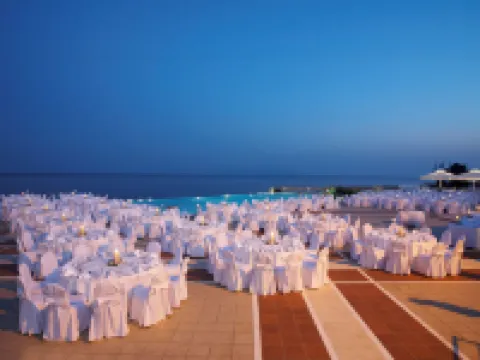 Ramada Plaza by Wyndham Thraki โรงแรมในEvros