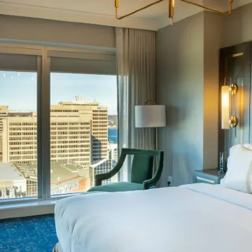 The Sutton Place Hotel Halifax Отели рядом с достопримечательностью «Арена «Скотиабанк-Сентер»»