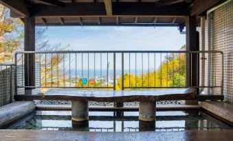 Ryochiku Bettei - Housity