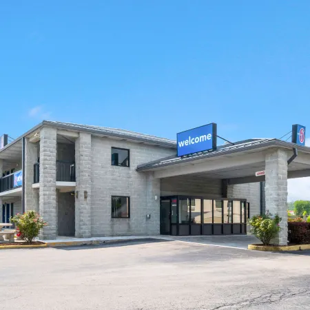 Motel 6 London, KY