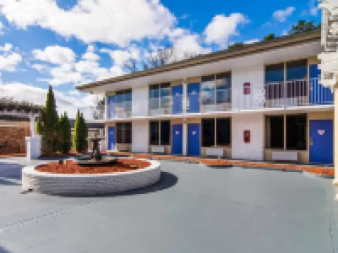 Motel 6 Lagrange, GA Hotels in La Grange