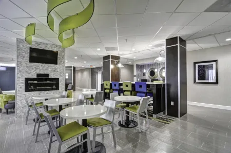 Best Western Plus Hanes Mall Hotel